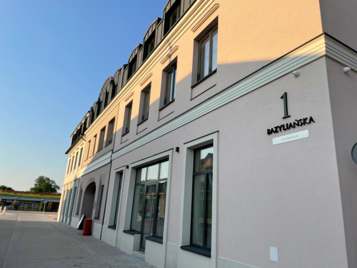 Prestige Old Town Apartment